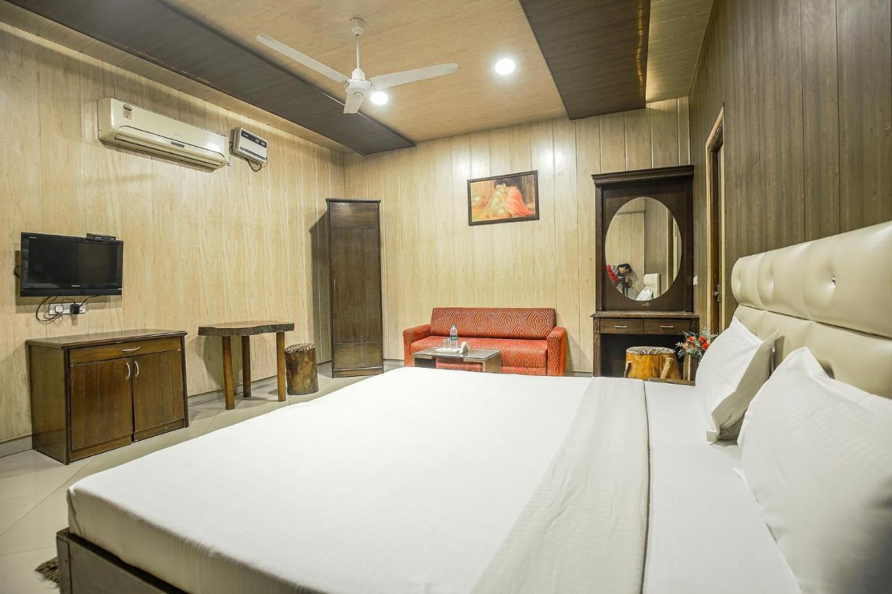 Hotel Hk Continental Amritsar Extérieur photo