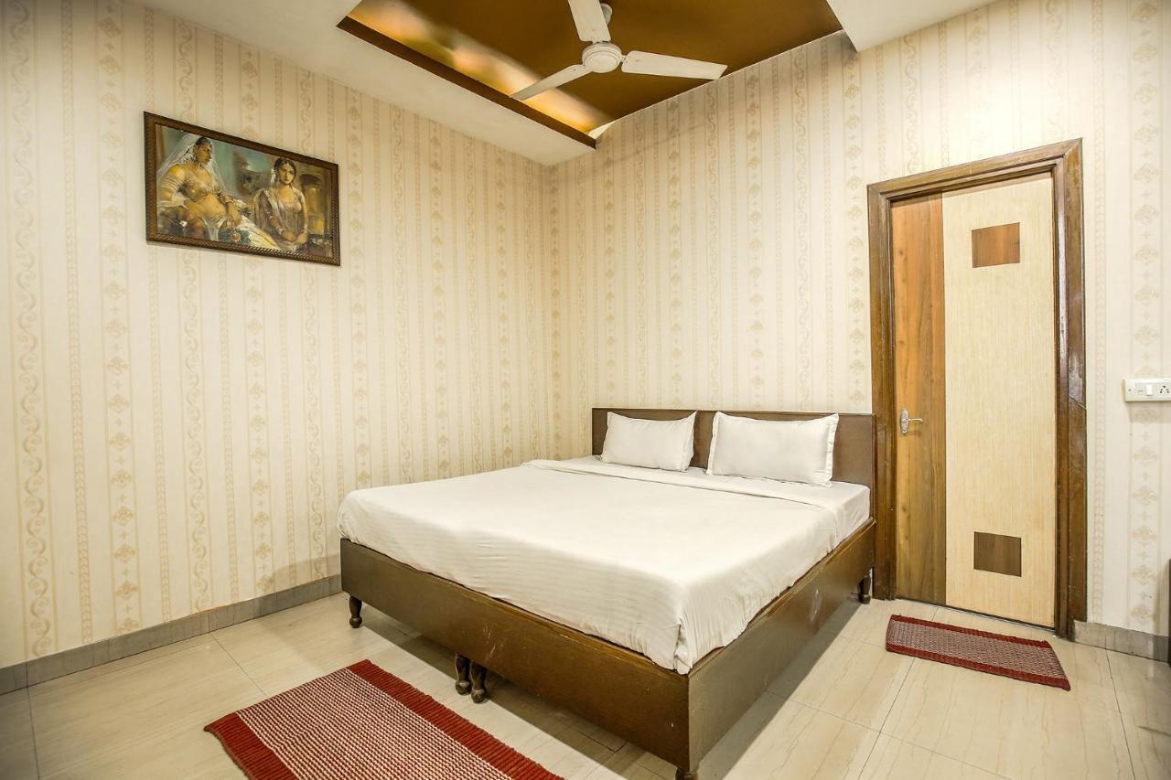 Hotel Hk Continental Amritsar Extérieur photo